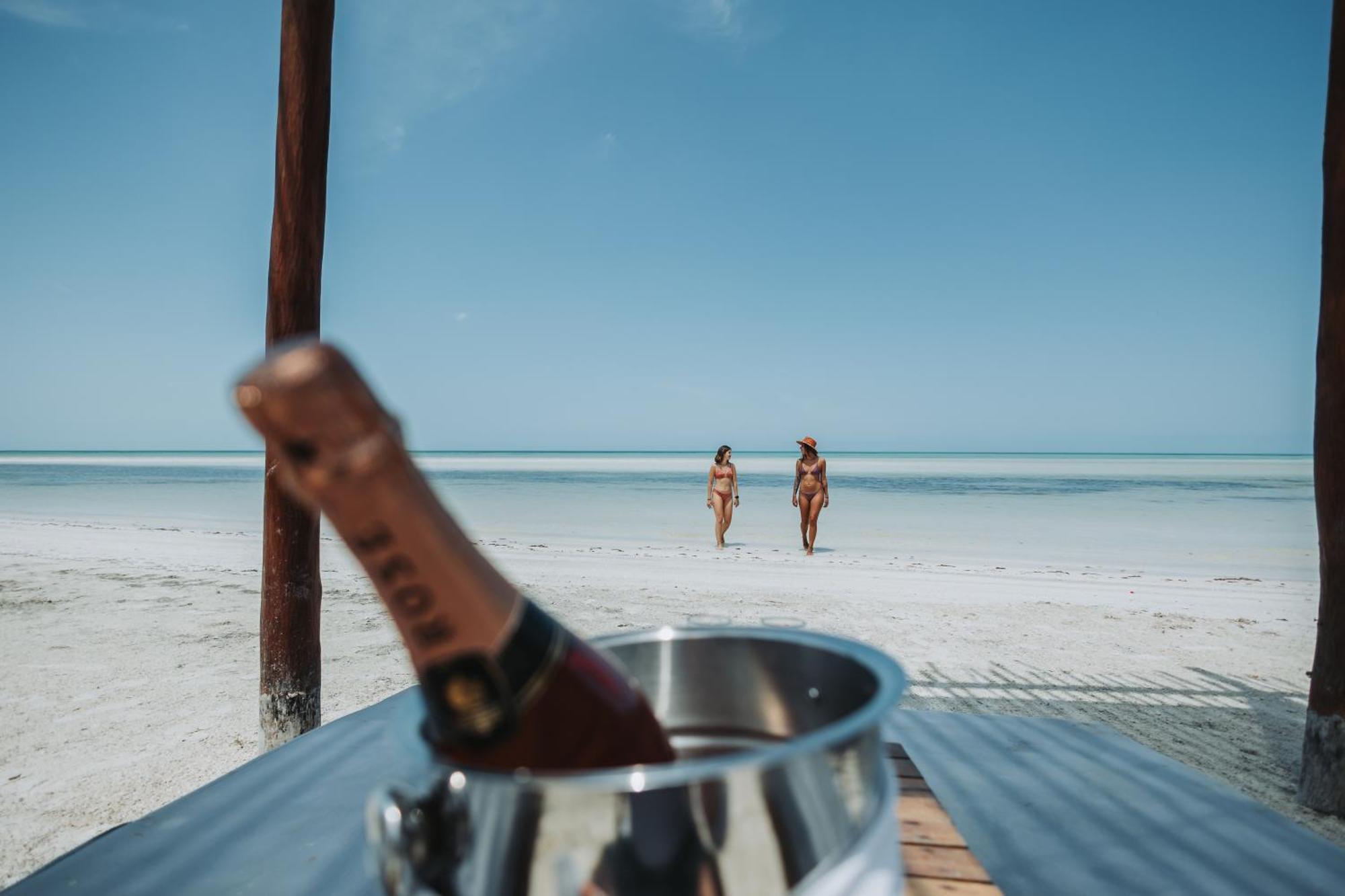 Las Nubes De Holbox Buitenkant foto