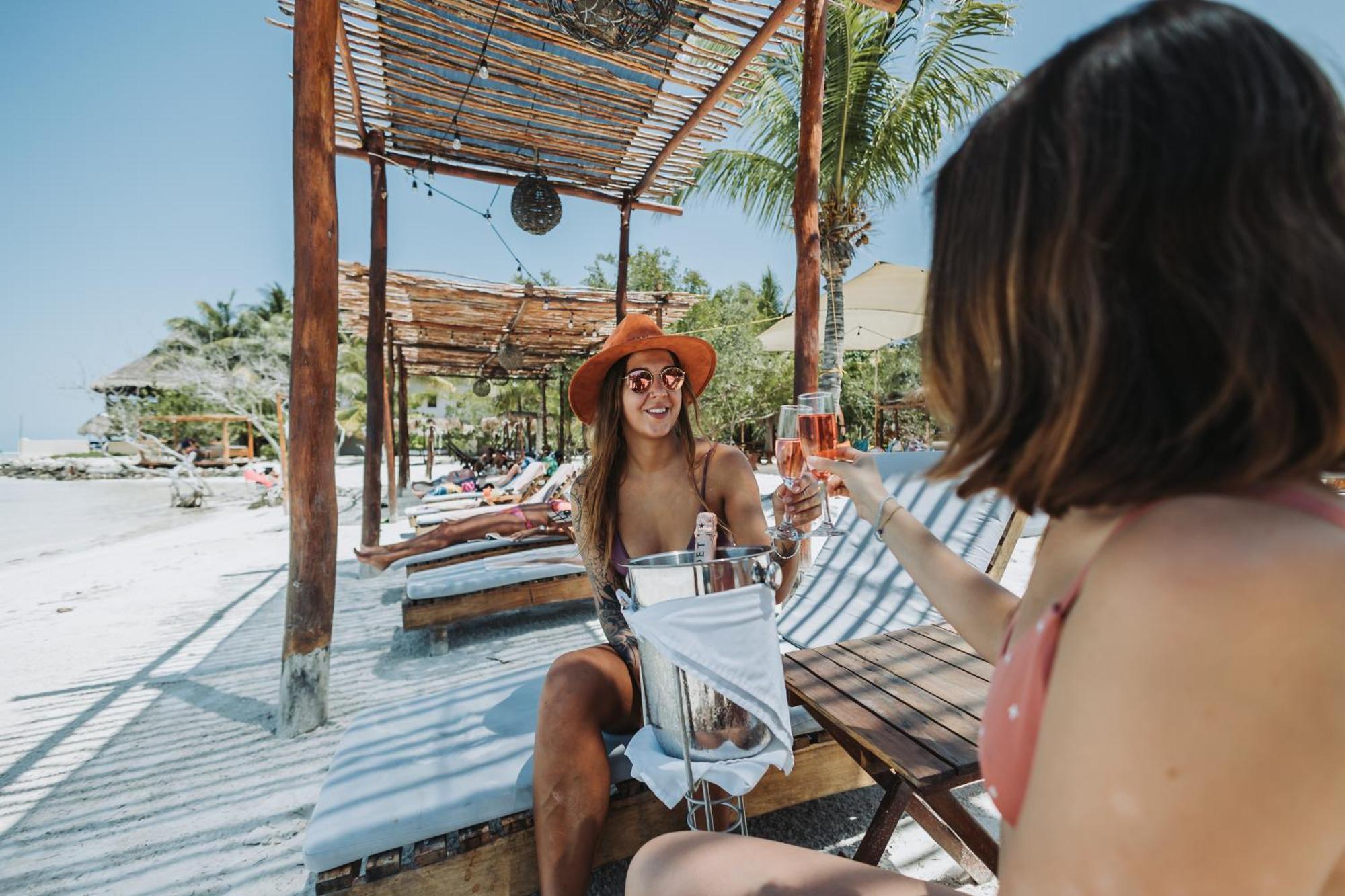 Las Nubes De Holbox Buitenkant foto